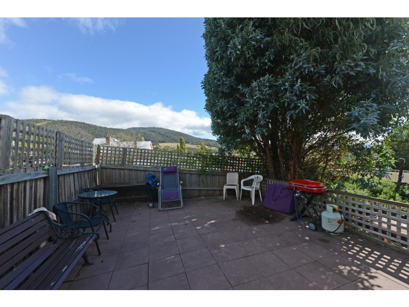 2/1 Aquila Street, Glenorchy TAS 7010