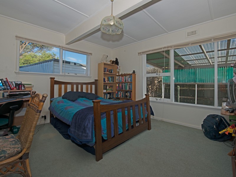 13 Maroni Rd, Berriedale TAS 7011