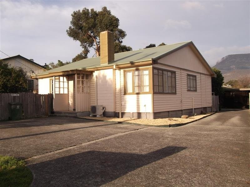 1/24 Barry Street, Glenorchy TAS 7010