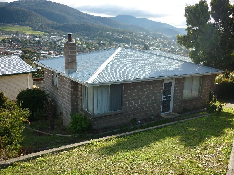 5 Hudson Crescent, Glenorchy TAS 7010