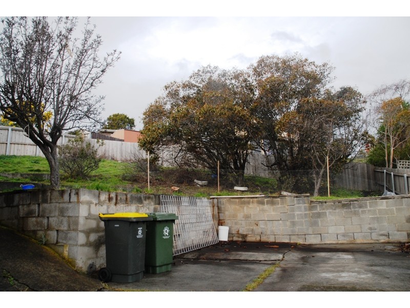 4 Elanore Place, Glenorchy TAS 7010