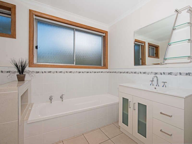 49 Montrose Rd, Montrose TAS 7010