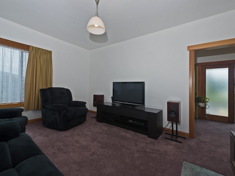 14 Grove Rd, Glenorchy TAS 7010