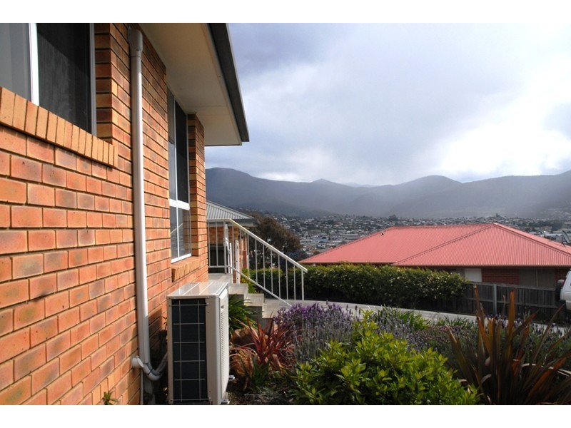 2/24 Harlow Rd, Lutana TAS 7009