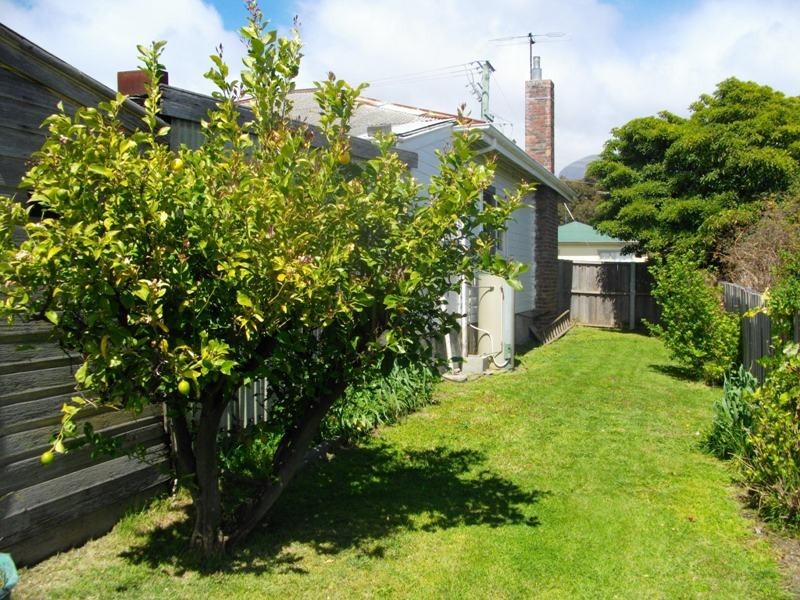 1 Constance Ave, Glenorchy TAS 7010