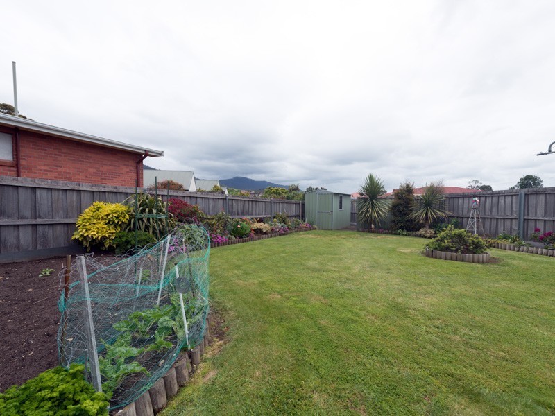 3 Farnell Place, Glenorchy TAS 7010