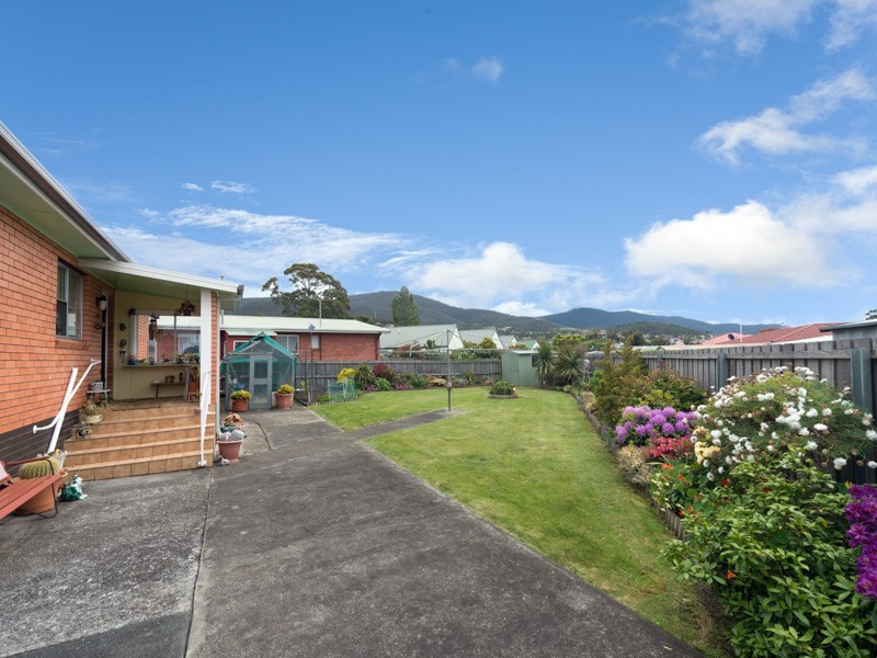 3 Farnell Place, Glenorchy TAS 7010