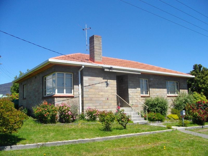 17 Windermere Beach Rd, Claremont TAS 7011