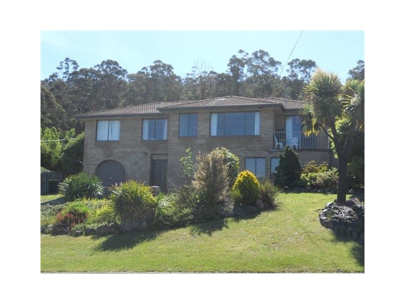 13 Alma Road, Orford TAS 7190