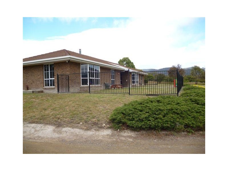 40 Triffetts Road, New Norfolk TAS 7140