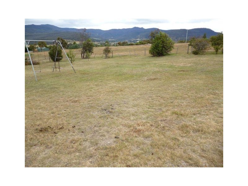 40 Triffetts Road, New Norfolk TAS 7140