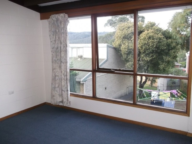 2/30 Maranoa Road, Kingston TAS 7050