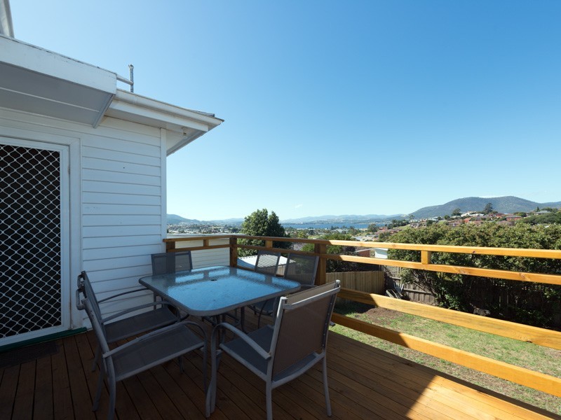 6 Caversham Road, West Moonah TAS 7009