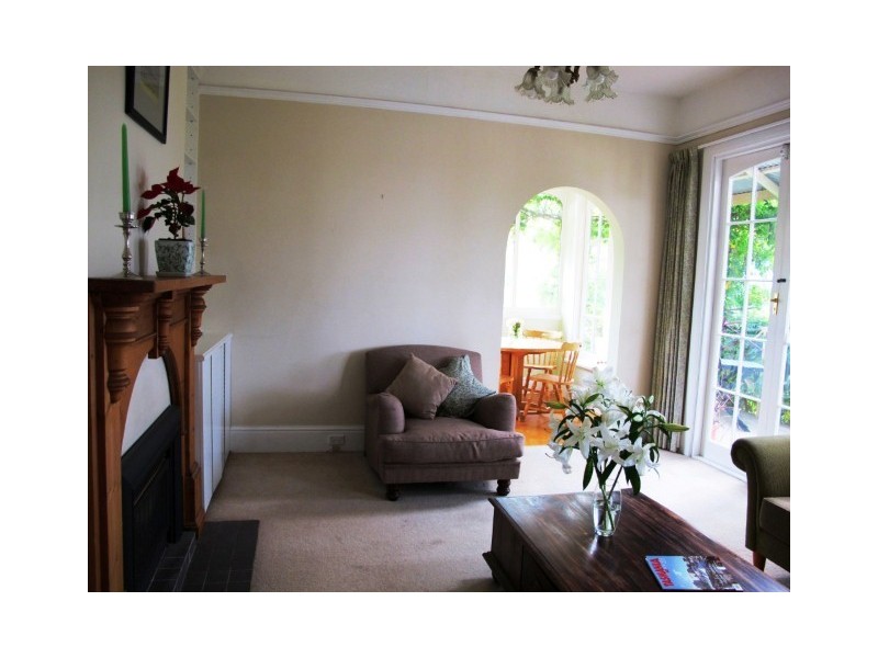 3 Red Knights Road, Sandy Bay TAS 7005