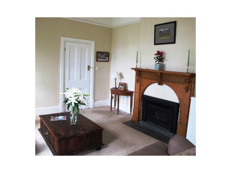 3 Red Knights Road, Sandy Bay TAS 7005