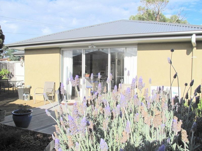 1 Third Ave, Dodges Ferry TAS 7173