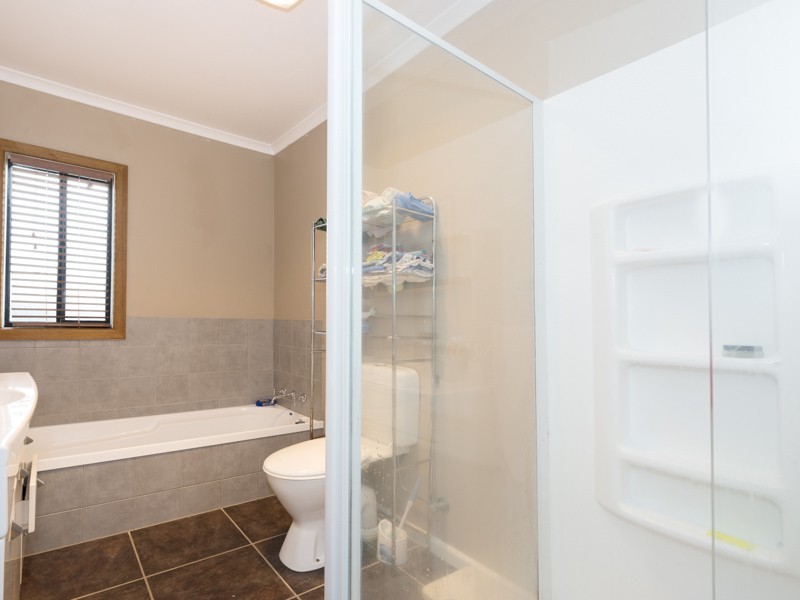 16 Cadburys Road, Claremont TAS 7011