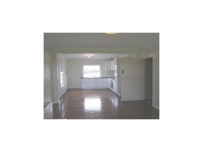 8 Selwyn Street, Triabunna TAS 7190