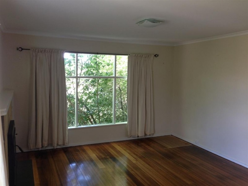 8 Amaroo Road, Austins Ferry TAS 7011