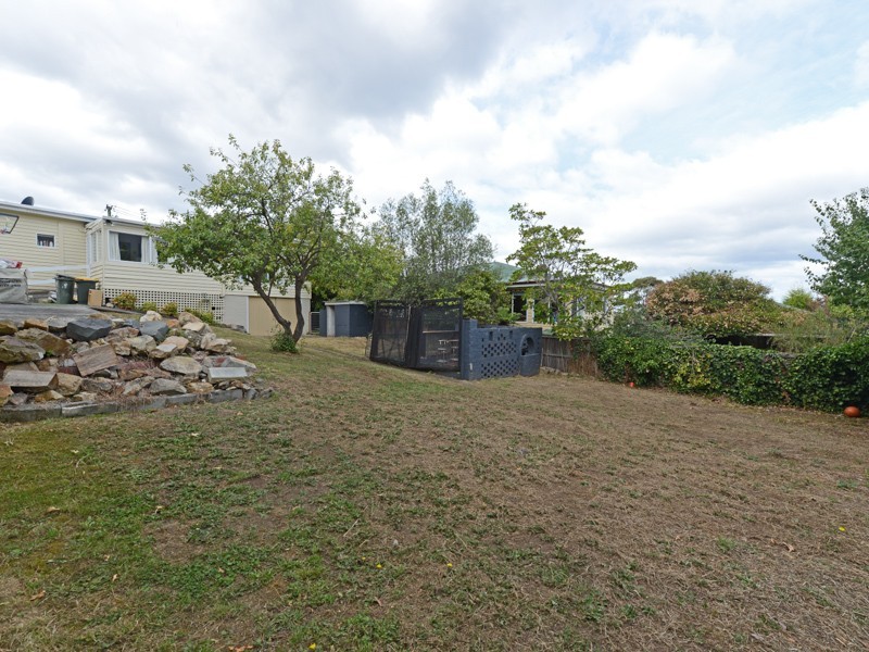 8 Amaroo Road, Austins Ferry TAS 7011