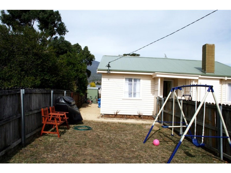 1/24 Barry Street, Glenorchy TAS 7010