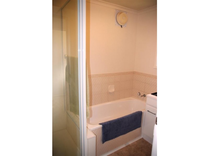 2/50A Barossa Road, Glenorchy TAS 7010