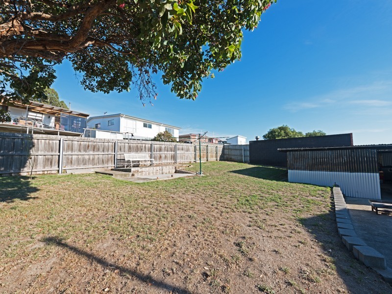52 Adelphi Road, Claremont TAS 7011