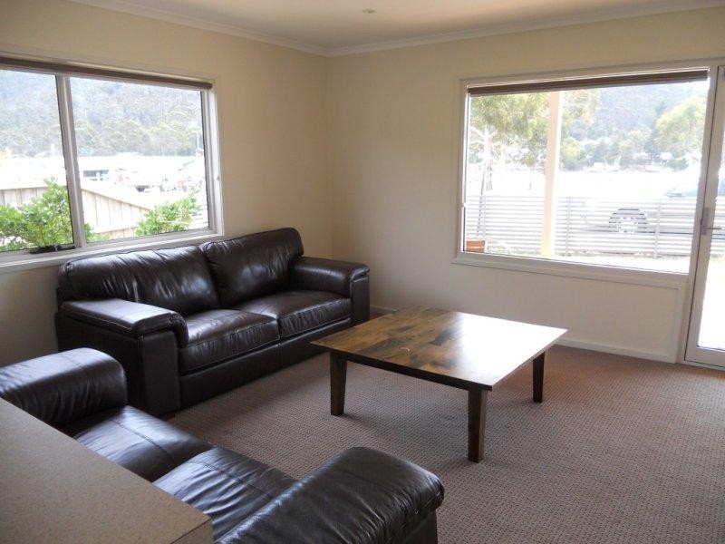 4 Esplanade, Orford TAS 7190