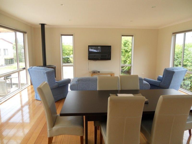 4 Esplanade, Orford TAS 7190
