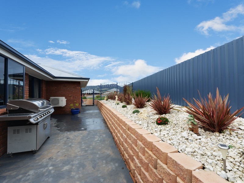 11 Lewis Court, Old Beach TAS 7017