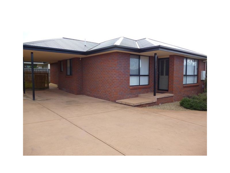 2/11 Madison Avenue, Brighton TAS 7030