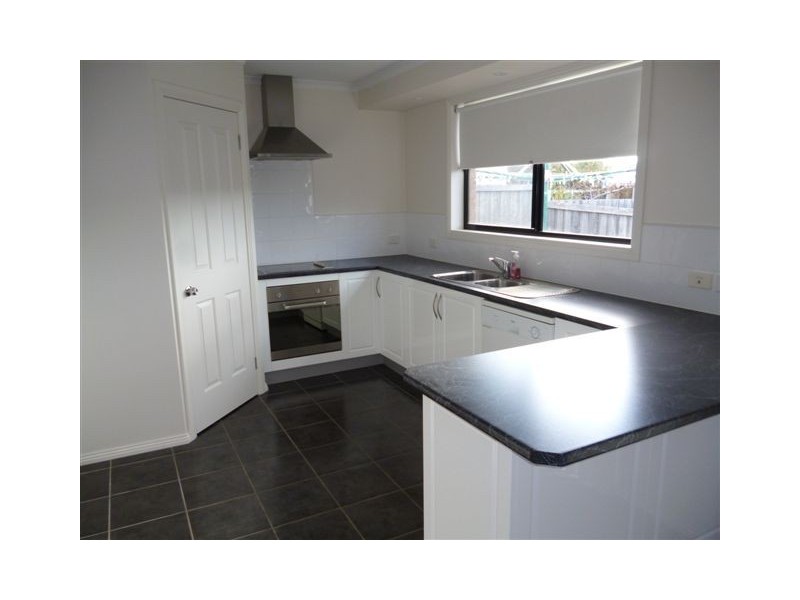 2/11 Madison Avenue, Brighton TAS 7030