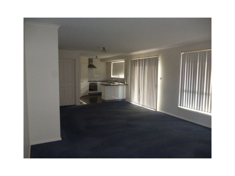 2/11 Madison Avenue, Brighton TAS 7030