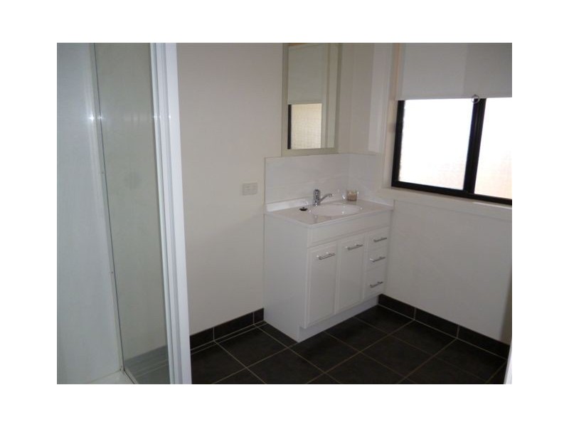 2/11 Madison Avenue, Brighton TAS 7030