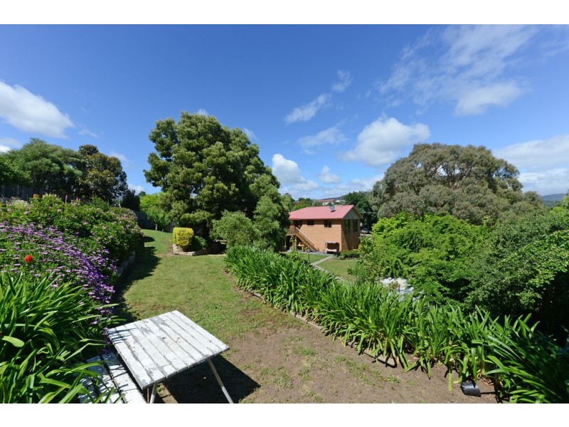 2 Alfred Street, New Norfolk TAS 7140