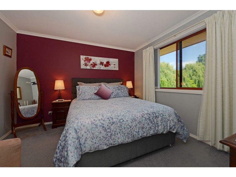 2 Alfred Street, New Norfolk TAS 7140