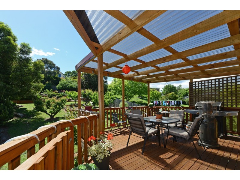 2 Alfred Street, New Norfolk TAS 7140