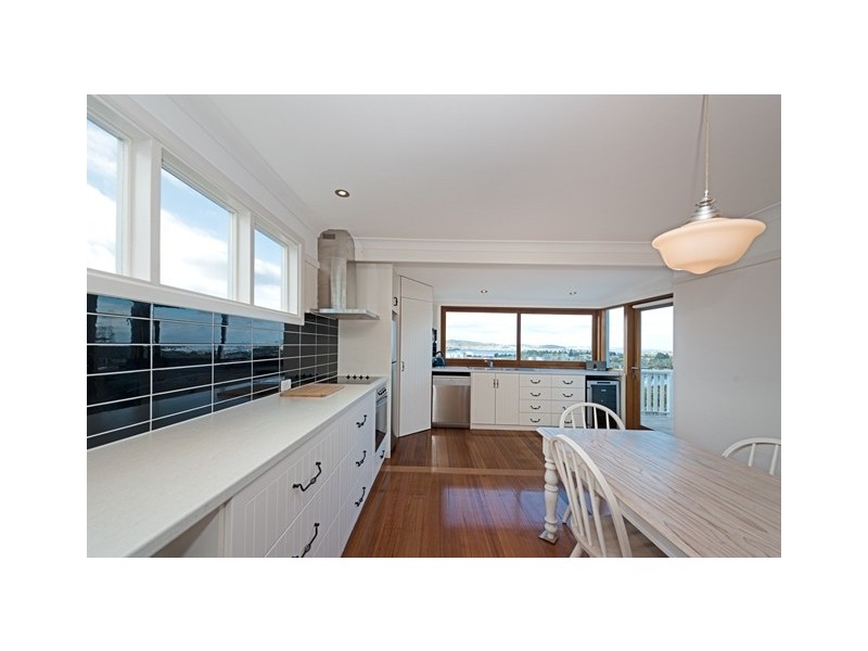 21 Lime Road, Lutana TAS 7009