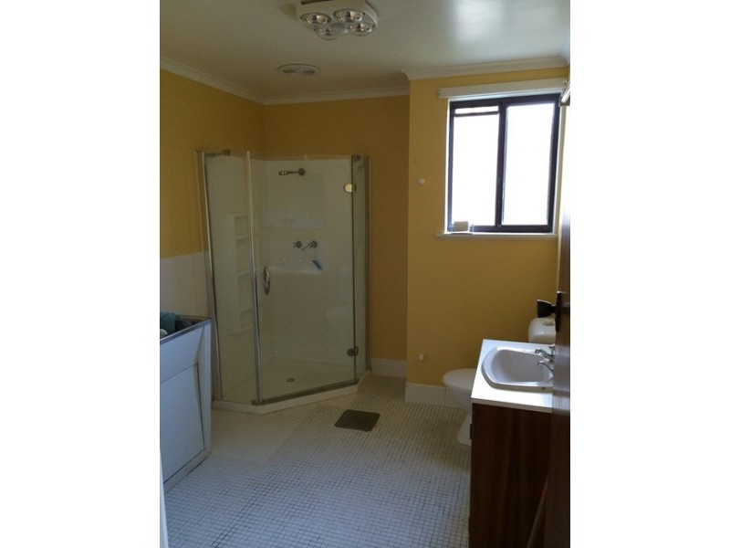 3/148 East Derwent Highway, Lindisfarne TAS 7015