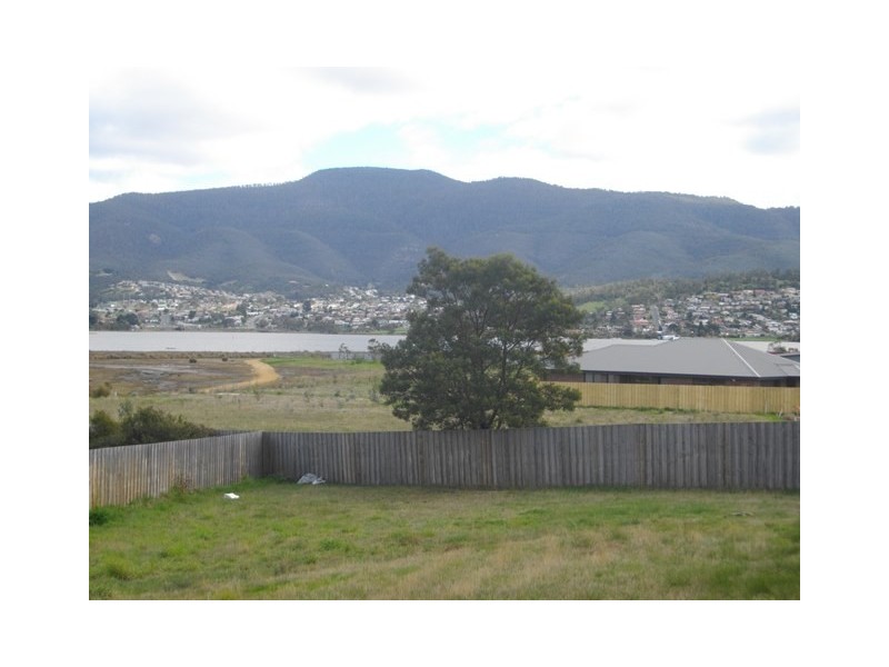 6 Francois Court, Old Beach TAS 7017