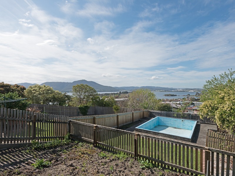 7 Kinarra Crescent, Chigwell TAS 7011