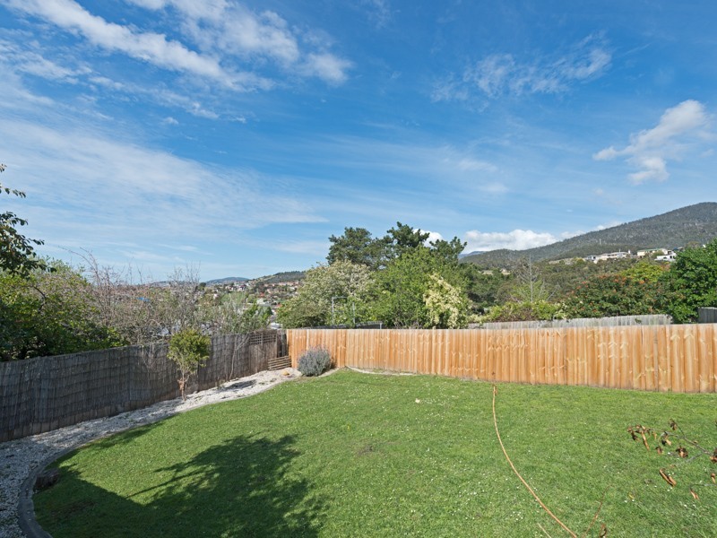 7 Kinarra Crescent, Chigwell TAS 7011