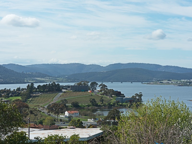 7 Kinarra Crescent, Chigwell TAS 7011