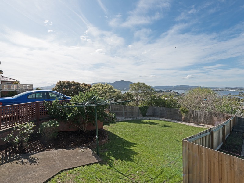 7 Kinarra Crescent, Chigwell TAS 7011
