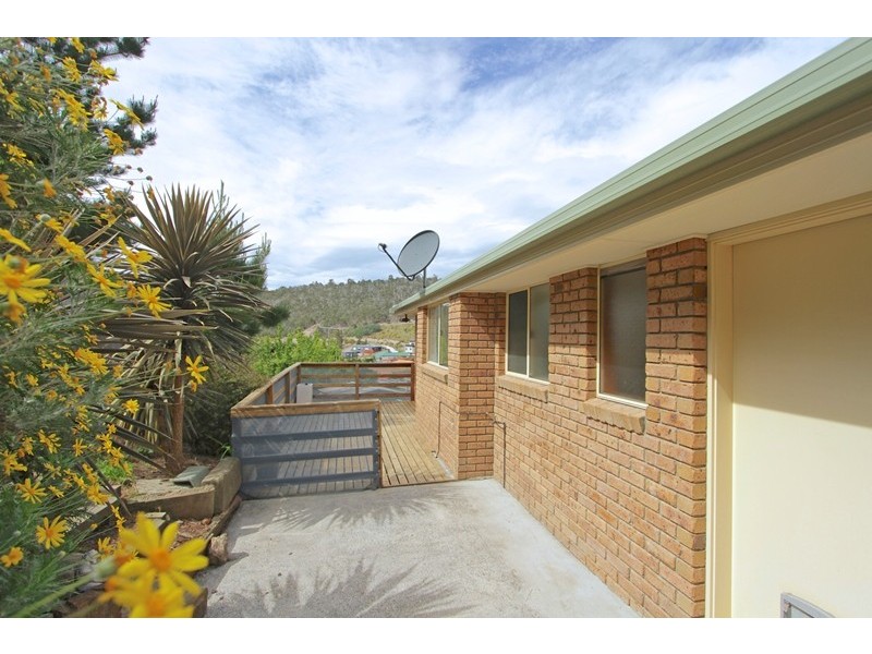 2/98 Marys Hope Road, Rosetta TAS 7010