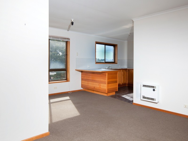 2/7 Donald Court, Glenorchy TAS 7010
