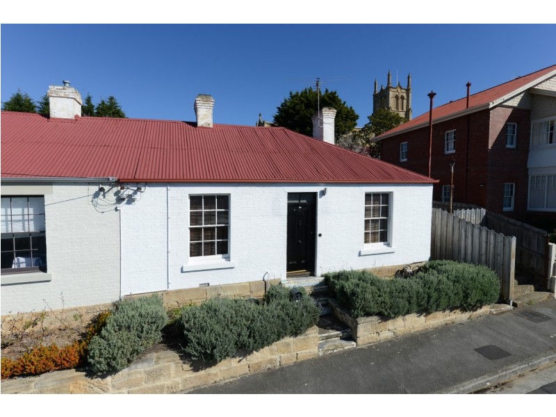 18 Paternoster Row, Hobart TAS 7000