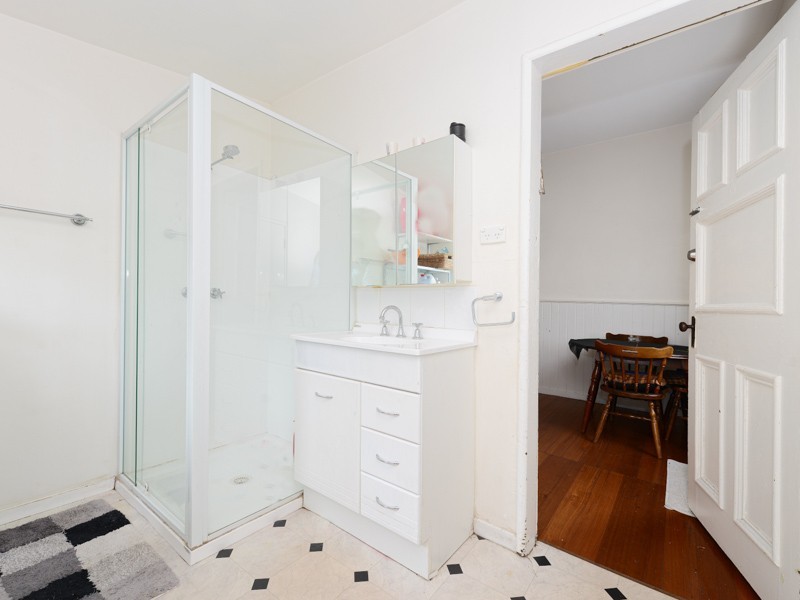 34 Main Road, Claremont TAS 7011