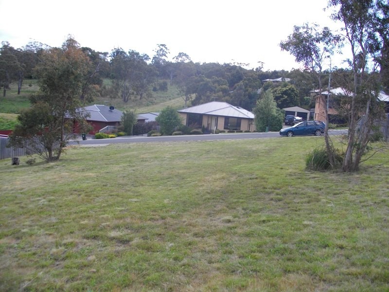 15 Mahoney Drive, Claremont TAS 7011