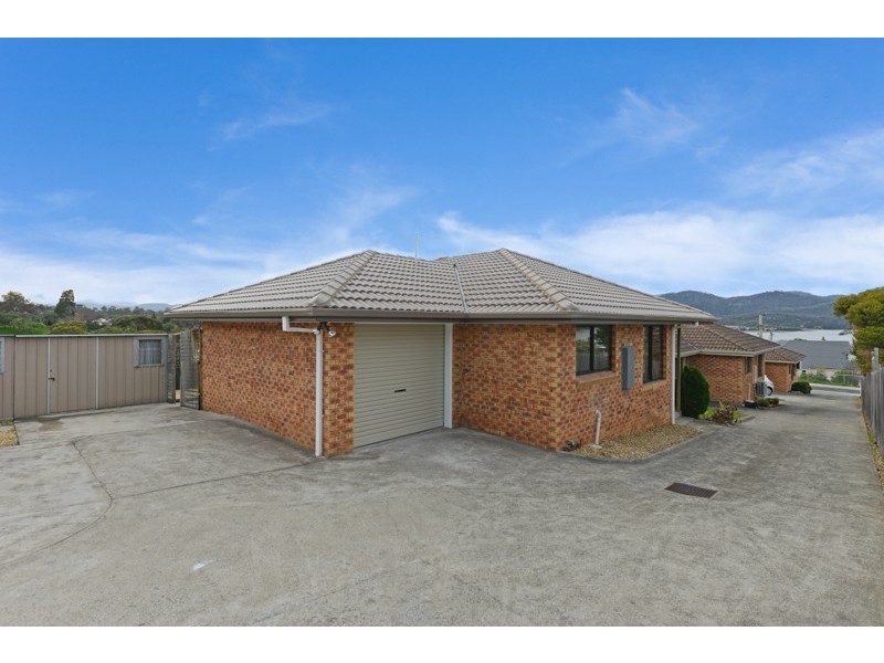 3/128 Main Road, Claremont TAS 7011